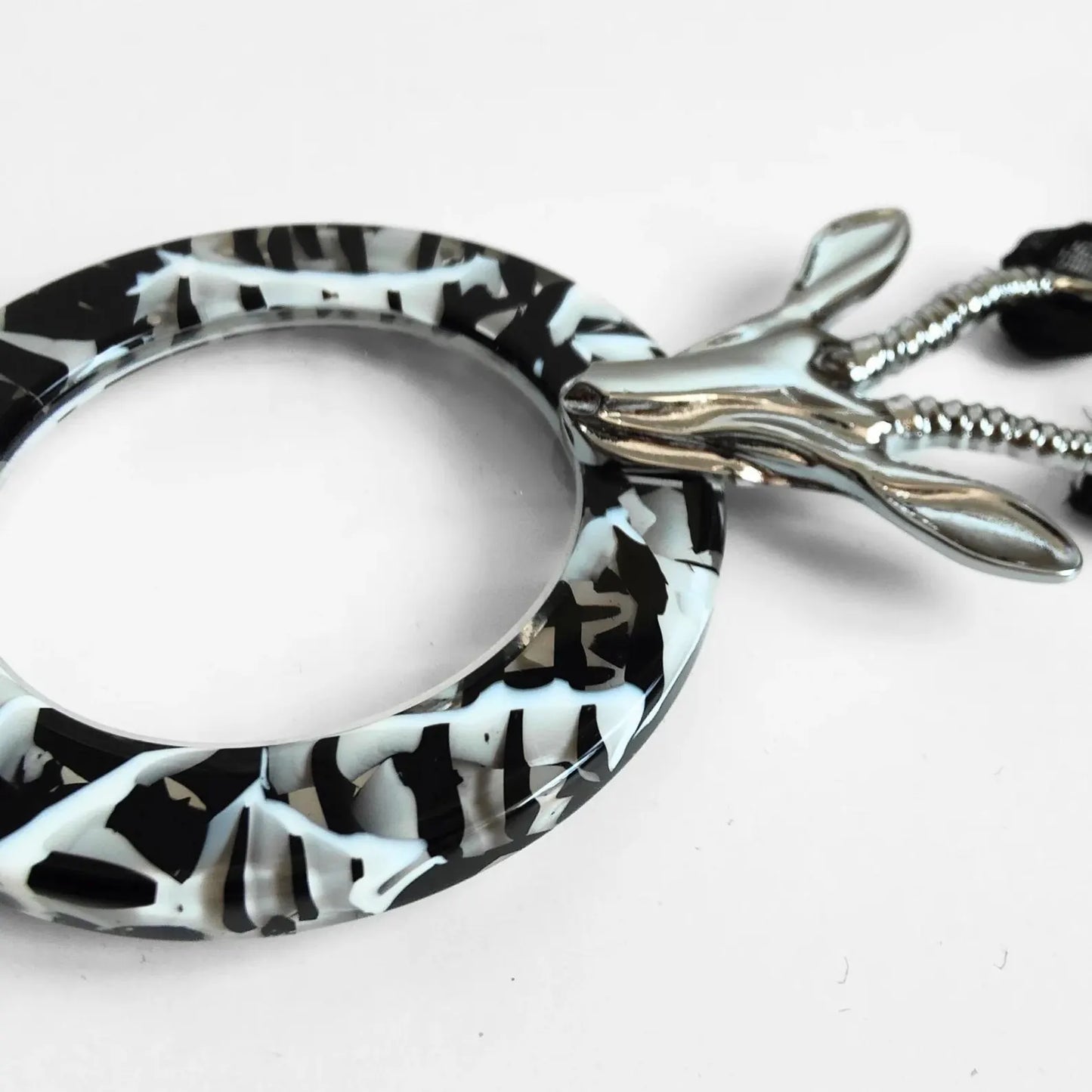 BLACK/WHITE GAZELLE - HIGH FASHION READING GLASSES